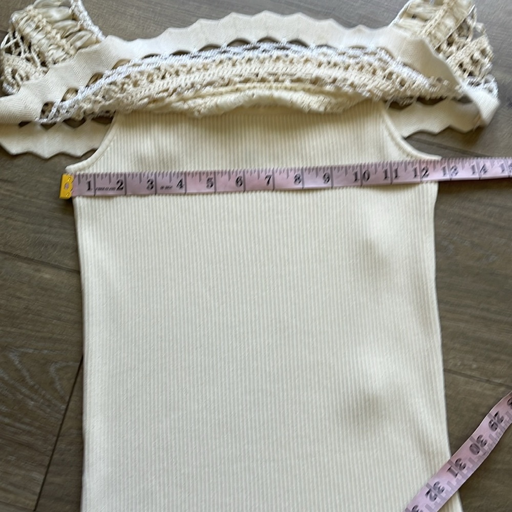 White House Black Market Cream Off the Shoulder crochet top - Picture 7 of 8